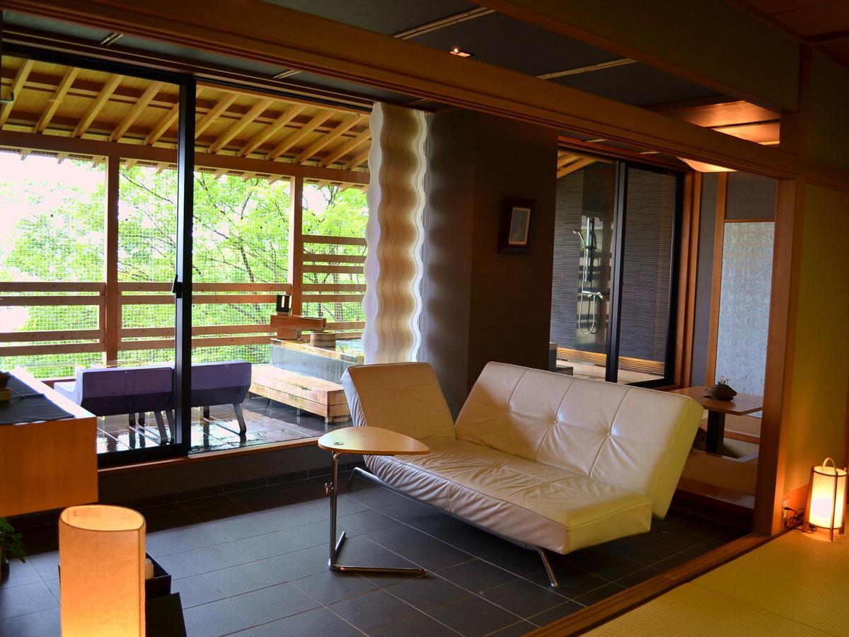 Yamashiro Onsen Midori No Yado Bansyoukaku 호텔 카가 외부 사진